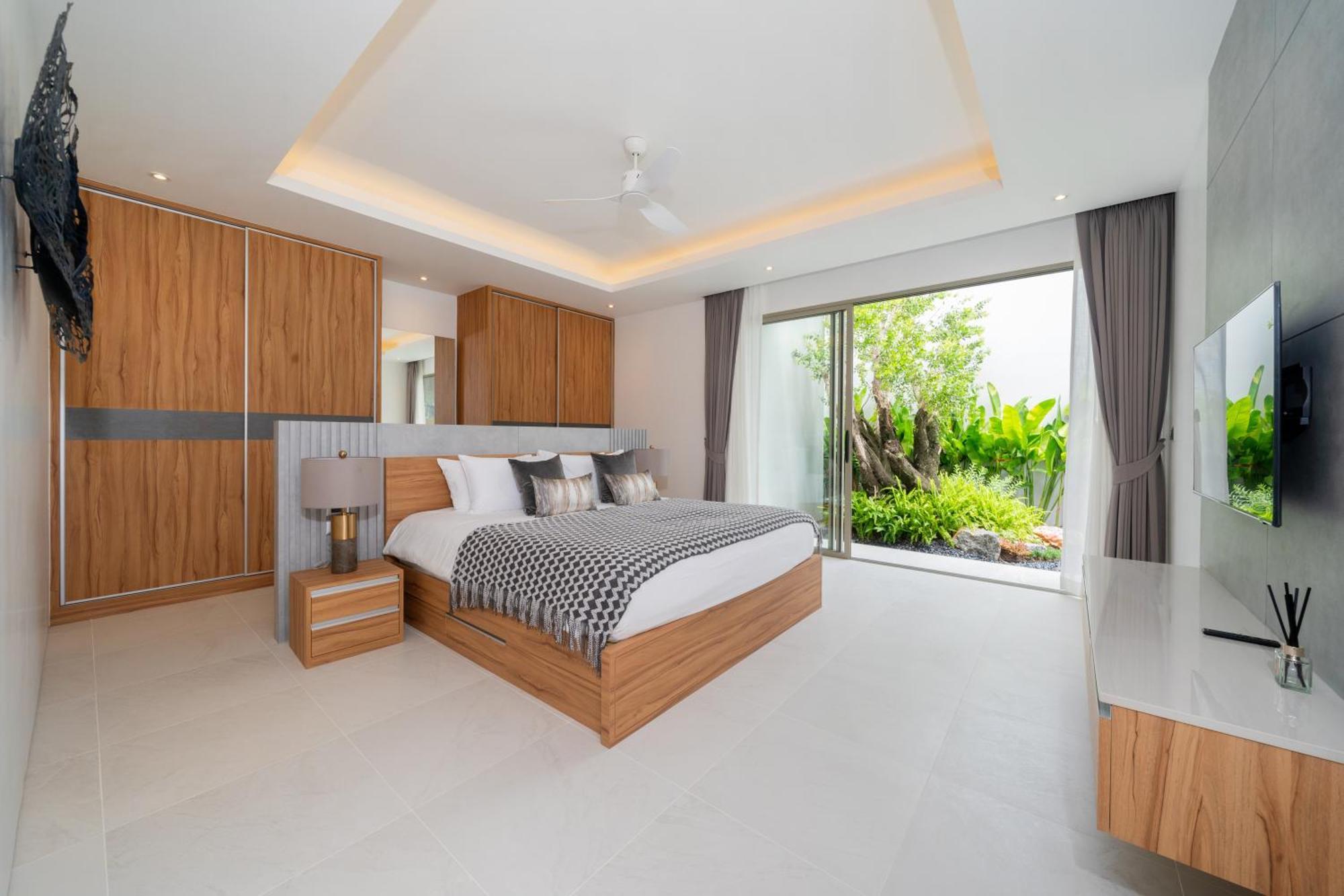 Private Swimming Pool And Garden Вилла *